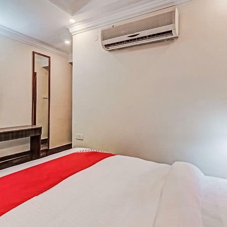 Oyo 24171 Hotel Meridian Джамшедпур Экстерьер фото